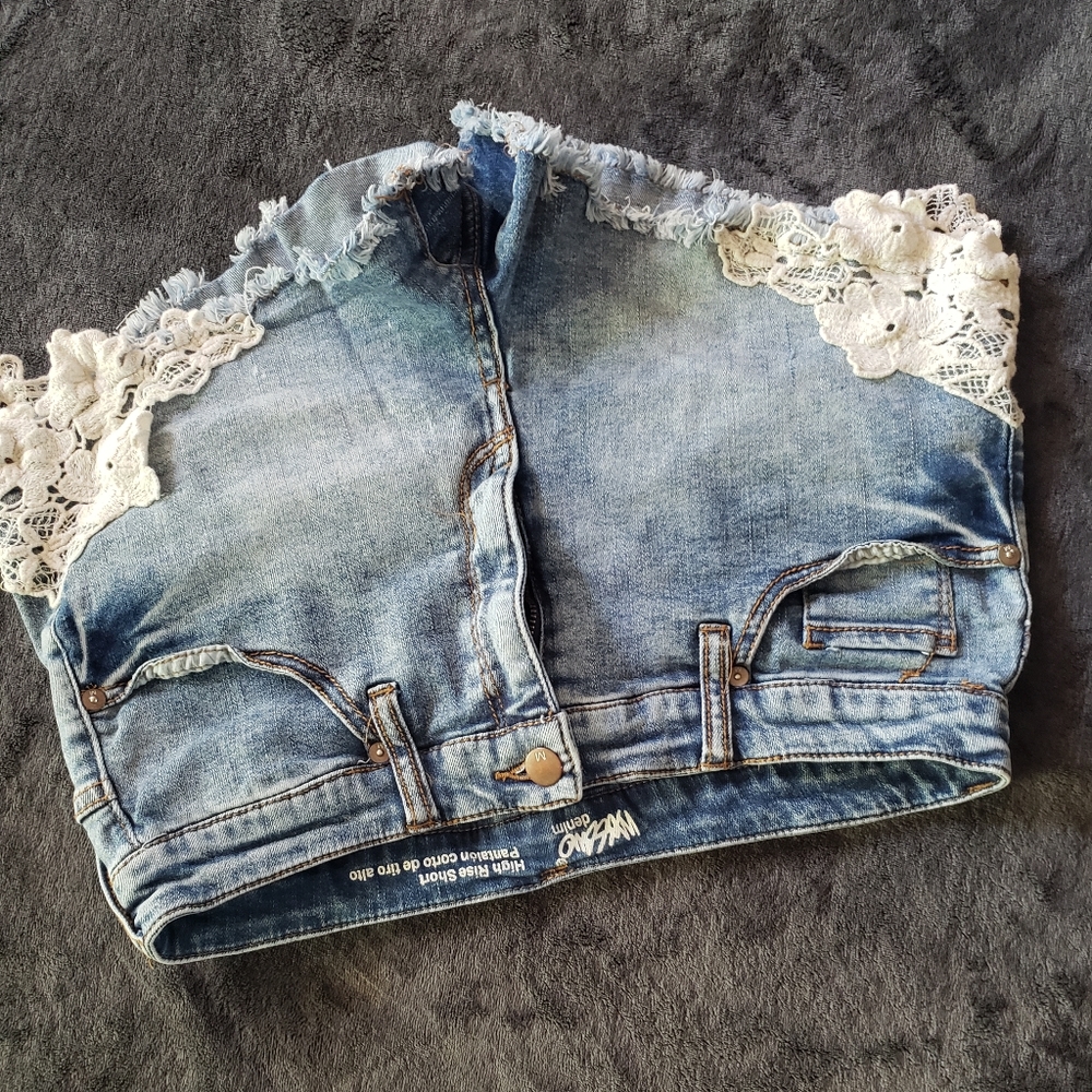 Denim High Rise Shorts Flower Detail